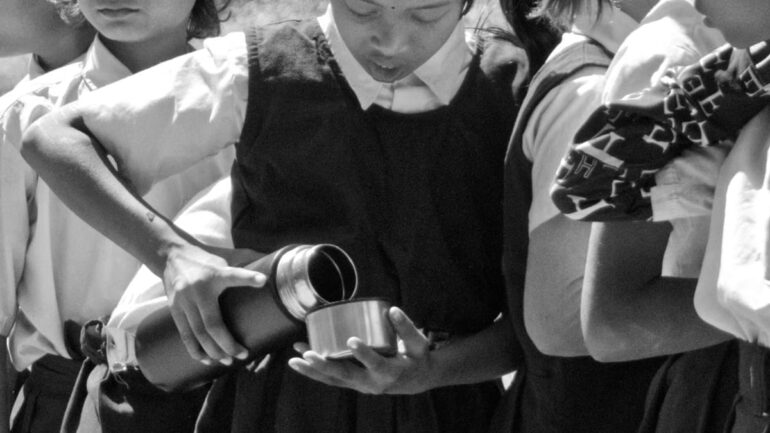 Bouteille réutilisable enfant 2026 : comment bien choisir